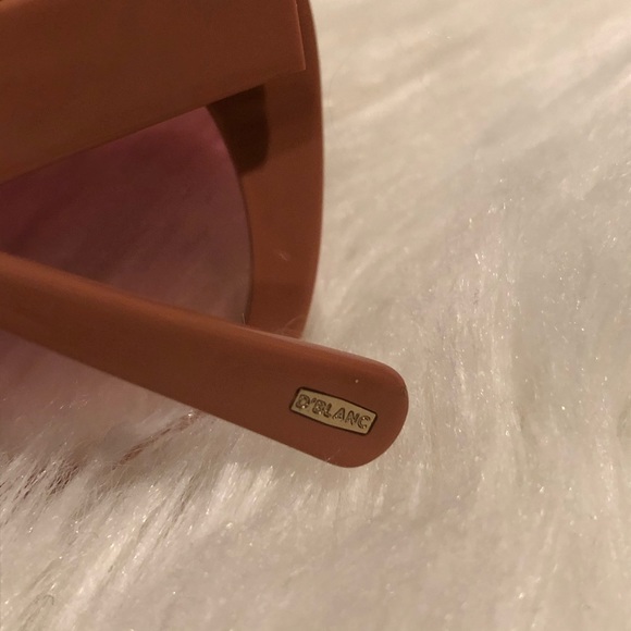 Amuse Society x D’Blanc Modern Lover Desert Rose😎 - Picture 9 of 14